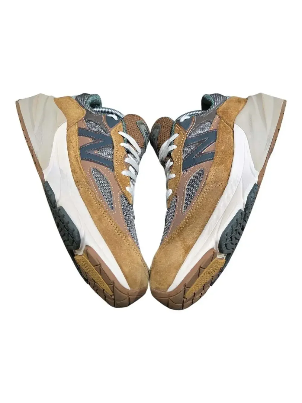 New Balance 990v6 Carhartt WIP Sculpture Center M990CH6 Sneakers Men's Size 7.5